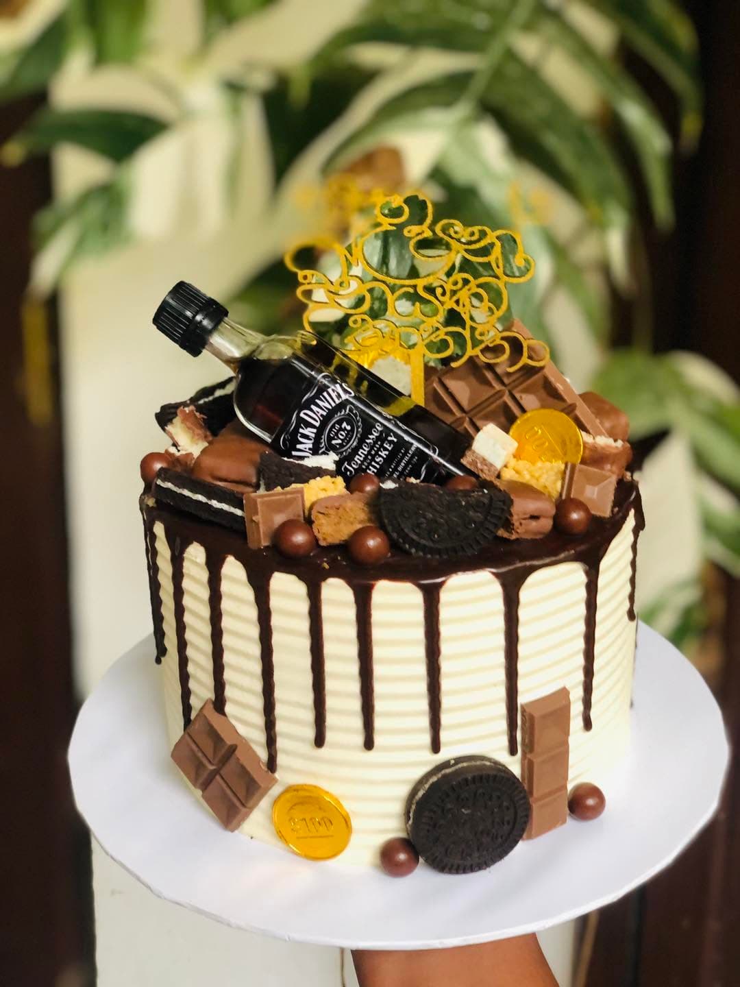 Gentlemans Whiskey Drip Cake